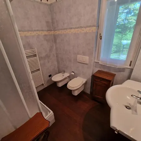 Guest house Moonlake