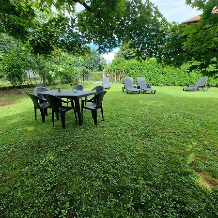 Guest house Moonlake